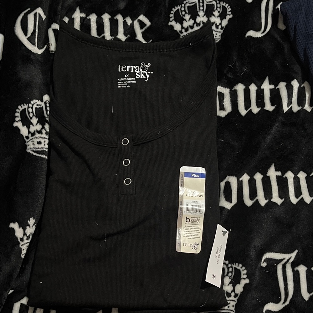 Terra & Sky Black Short Sleeve Tee